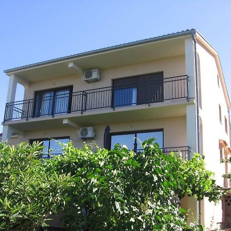 Apartman Valentic Apartment Jadranovo Exterior photo